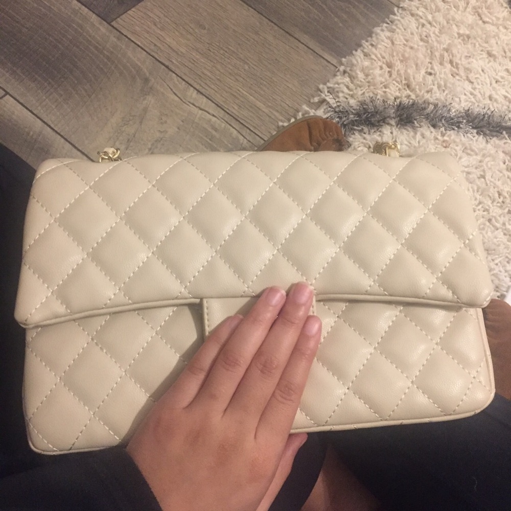 Double flap caviar quilted Bag